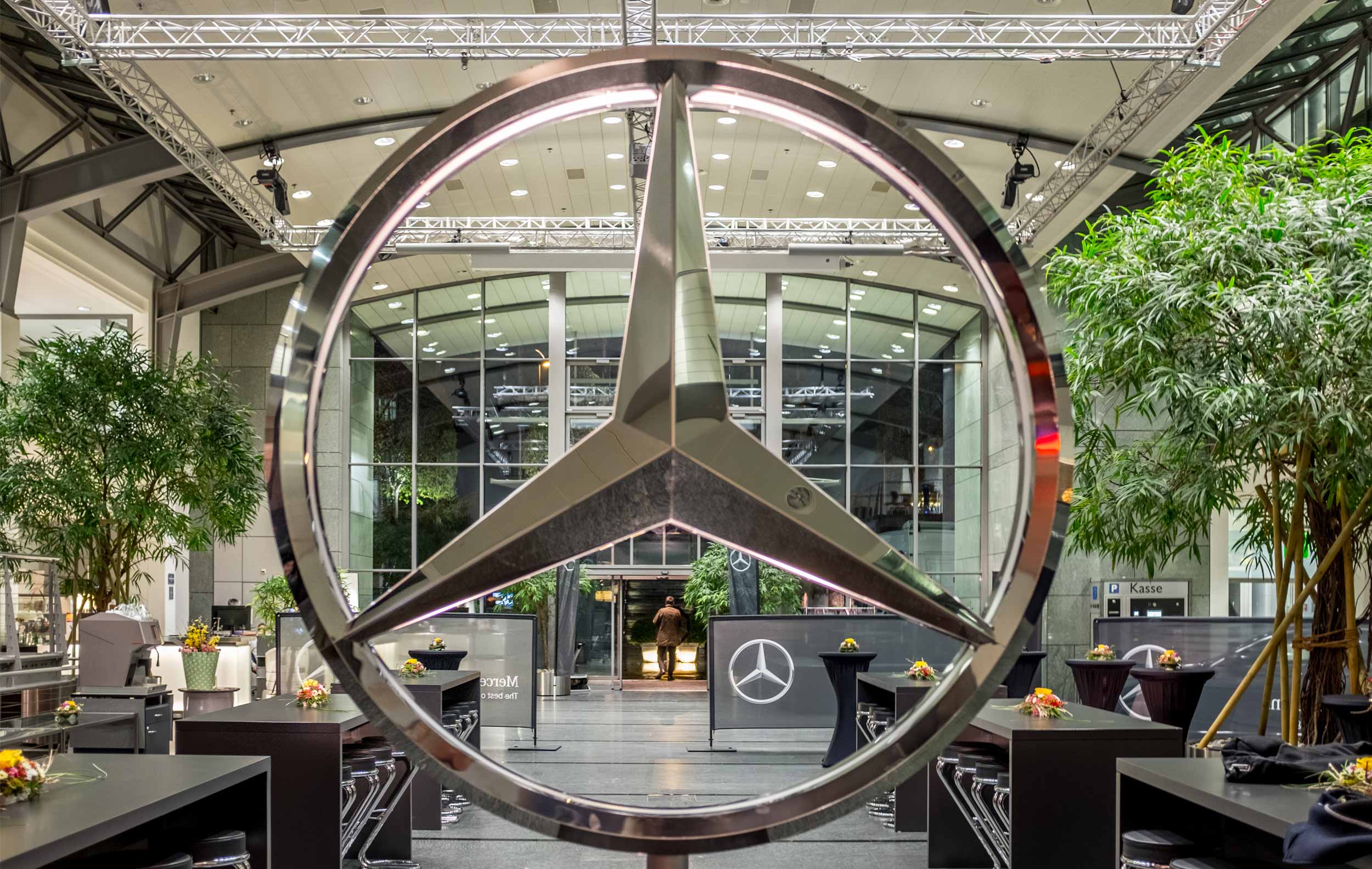 Mercedes-Benz – After Sales Workshop